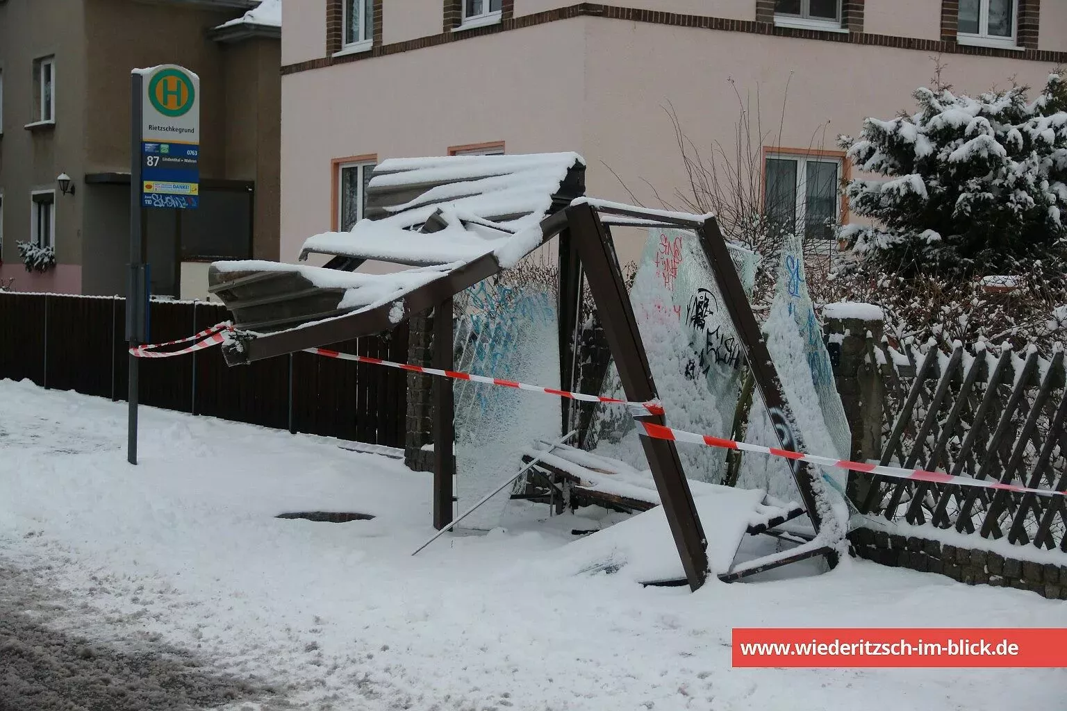 Bushaltestelle Leipzig Wiederitzsch | Banhofsstraße/ Rietzschkegrund