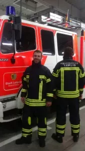 Neue Einsatzbekleidung Freiwillige Feuerwehr Wiederitzsch Foto: Alexander Henze 