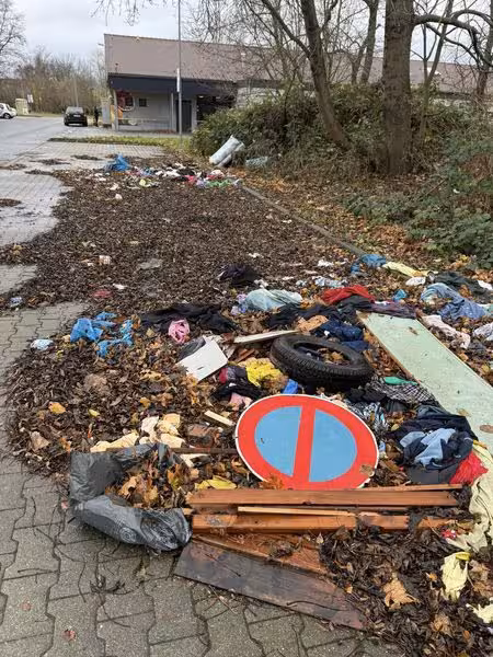 Ehemaliger DISKA-Parkplatz in Wiederitzsch wird zur Mülldeponie